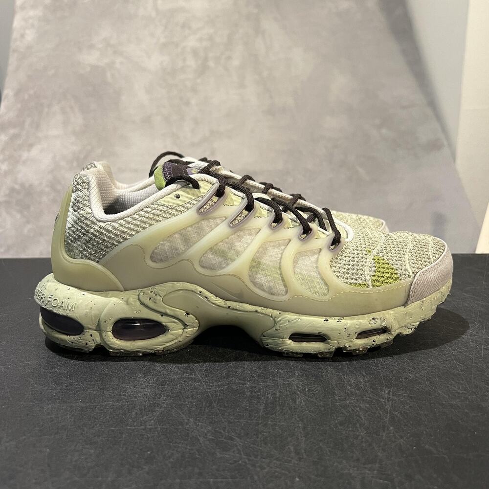 Nike Air Max Terrascape Plus Shoes Mens Size 10.5 Green Crater Foam DN4590-002